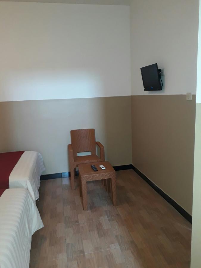 The New Orlinds Guest House Wonosari Экстерьер фото